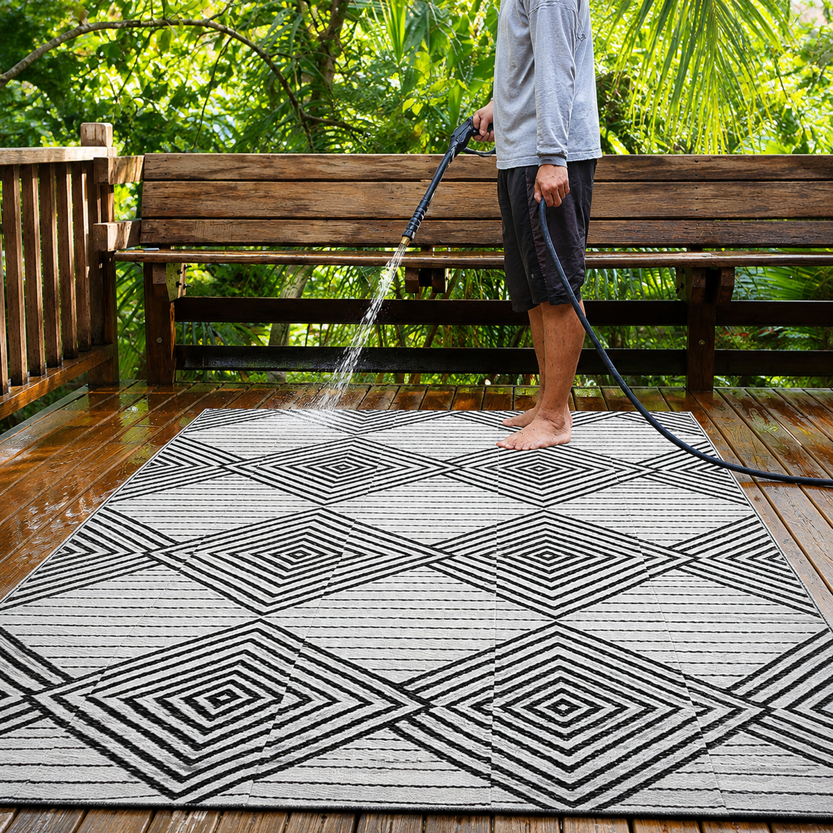 Tapis extérieur noir et blanc
